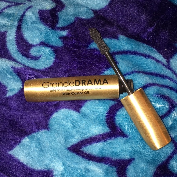 Grande Drama Mascara - Picture 2 of 5